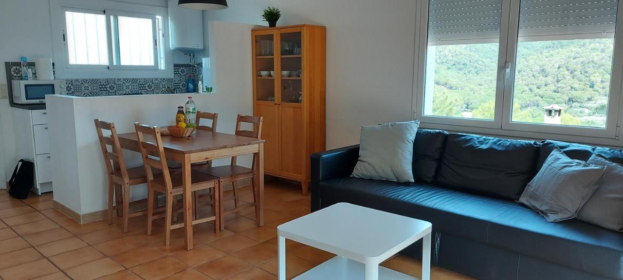 Apartamento Muy Tranquilo Con Piscina Apartment Tossa de Mar Ngoại thất bức ảnh